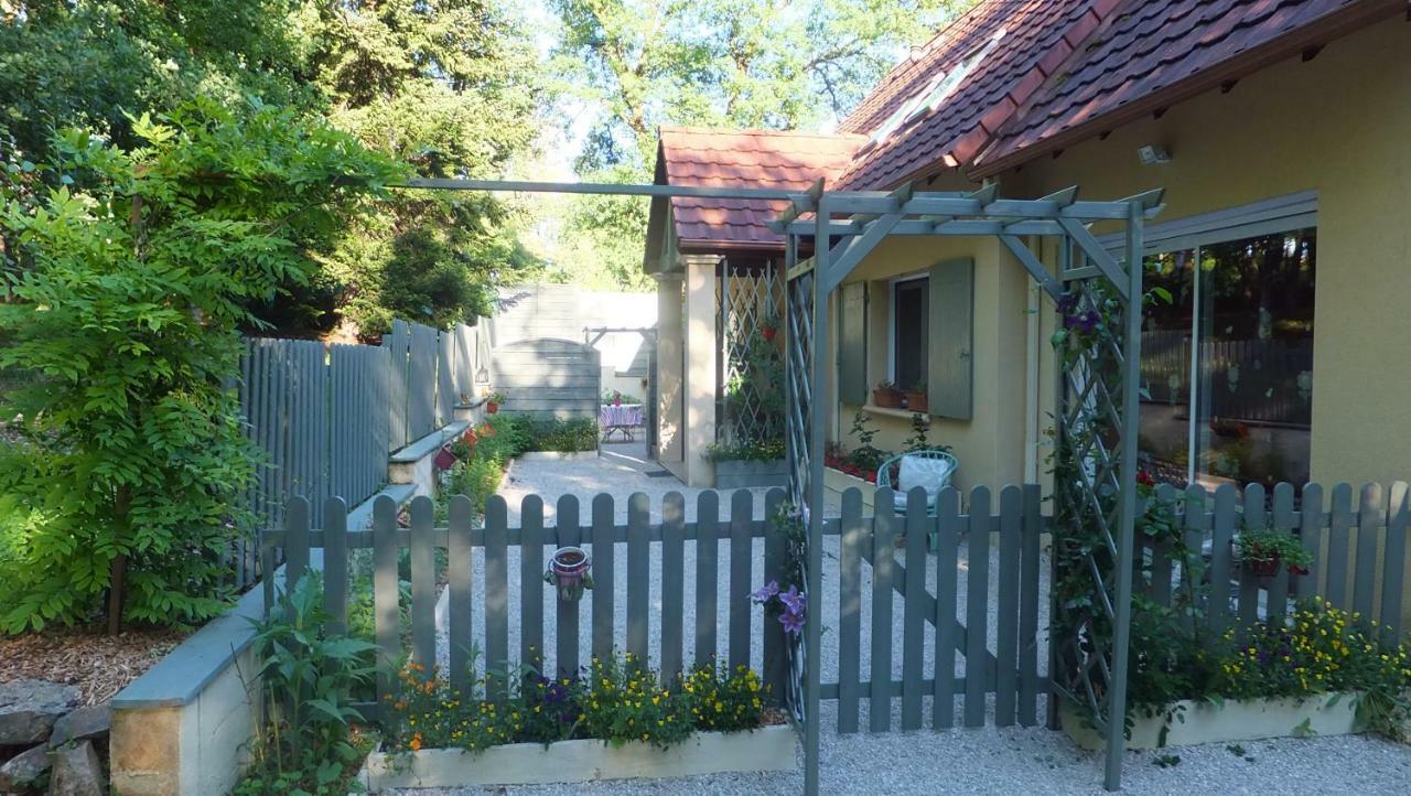 Bed and Breakfast Le Nid De Mesanges Chauffour-sur-Vell Экстерьер фото